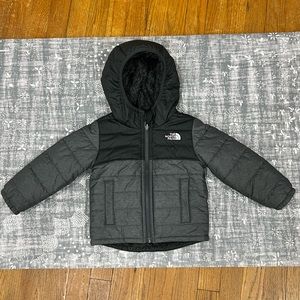 North Face Kid’s Reversible “Mount Chimbo” Full Zip Hooded Jacket (Toddler 2T)